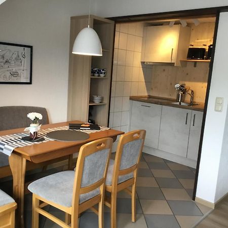 Mosel-Appartements Nehren 摩泽尔河畔的泽尔 外观 照片