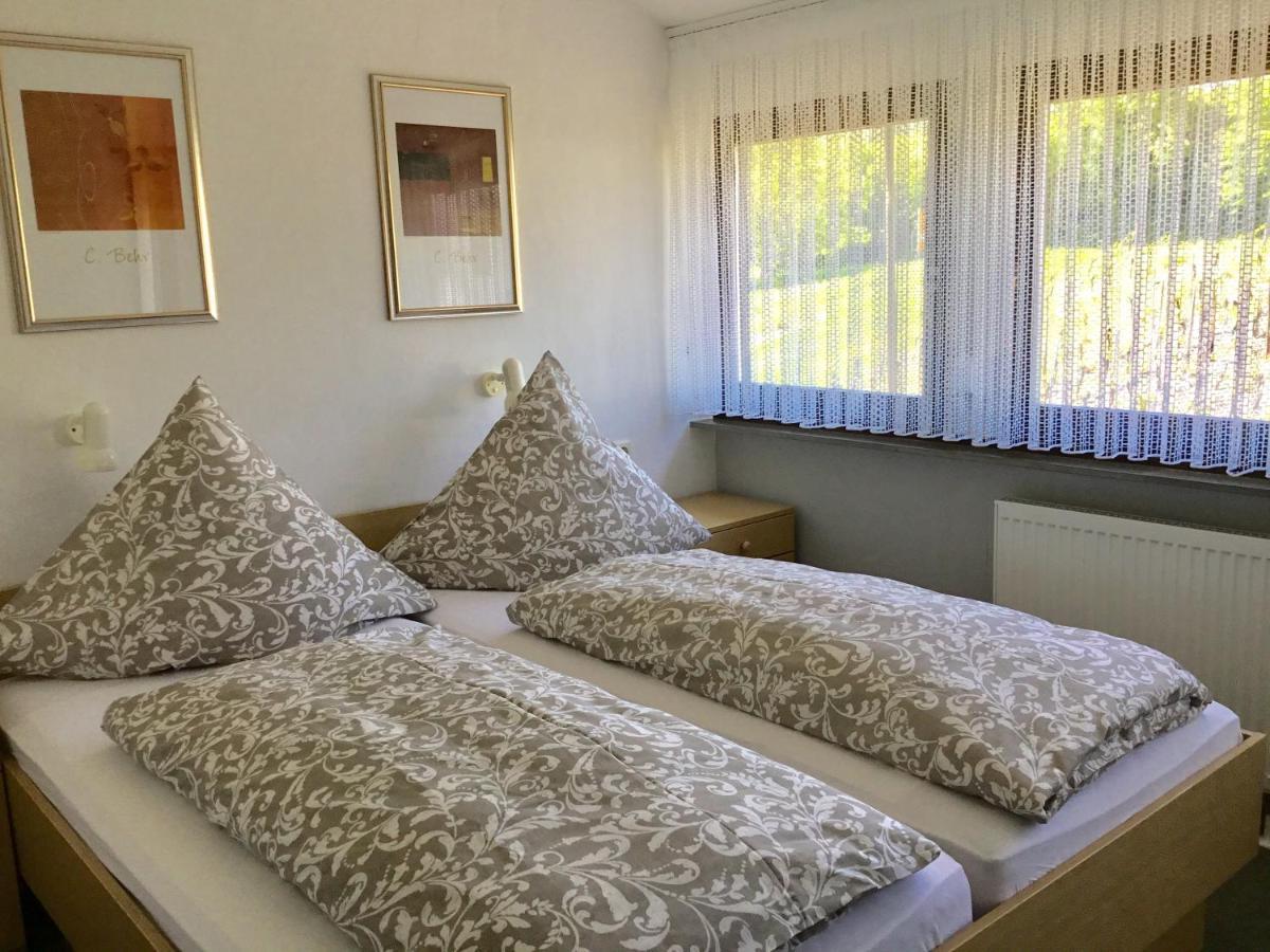 Mosel-Appartements Nehren 摩泽尔河畔的泽尔 外观 照片