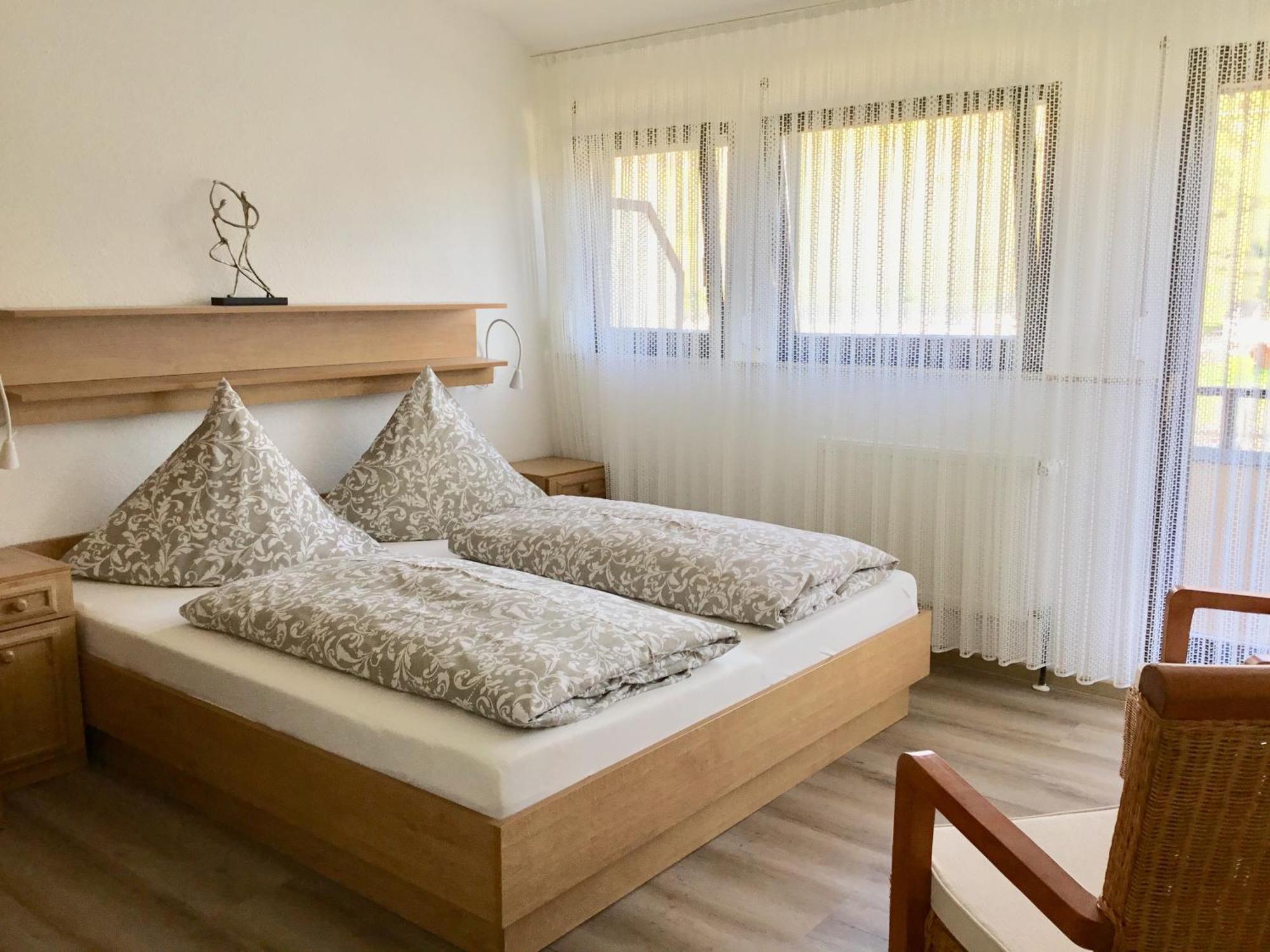 Mosel-Appartements Nehren 摩泽尔河畔的泽尔 外观 照片