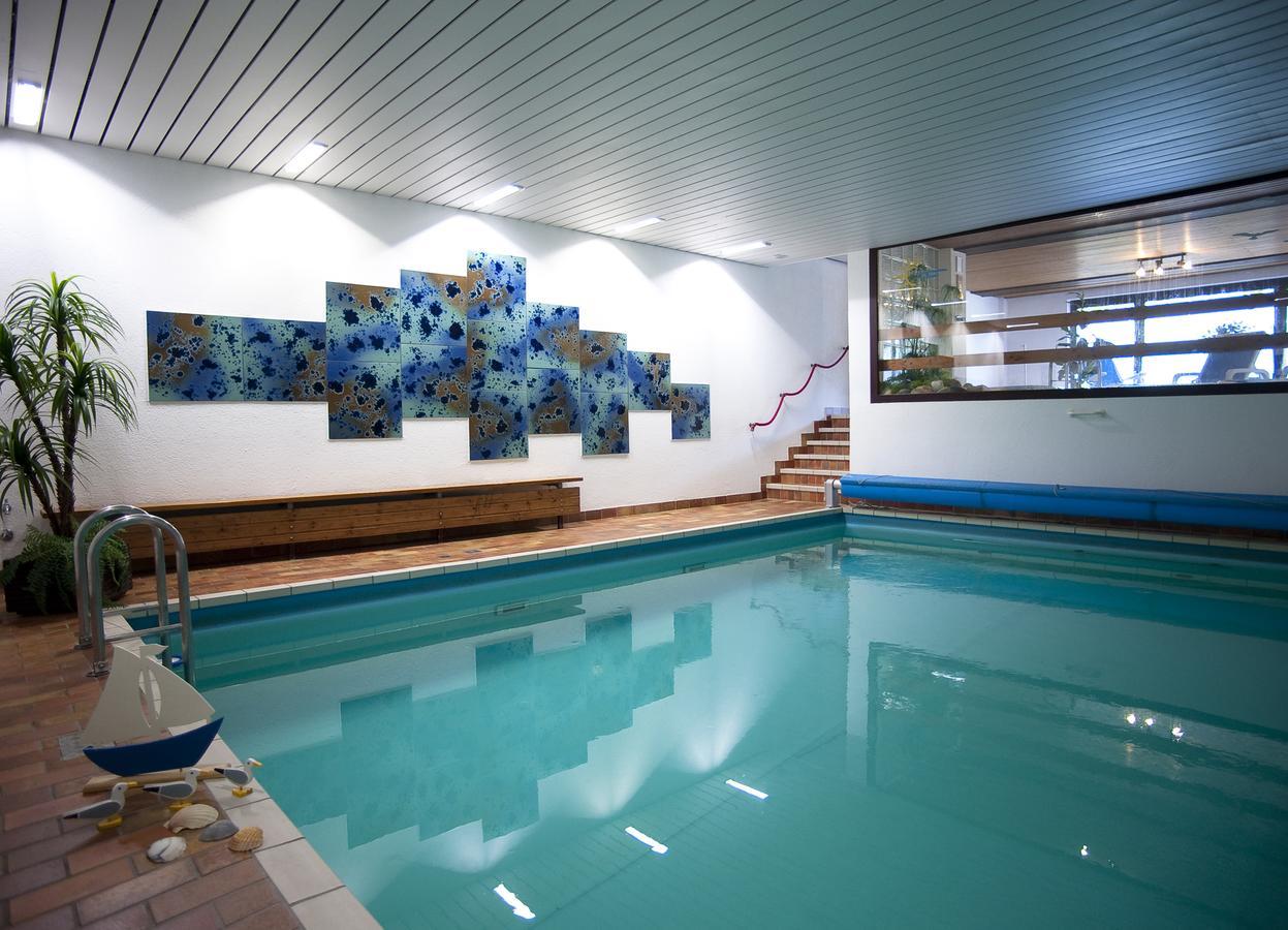 Mosel-Appartements Nehren 摩泽尔河畔的泽尔 外观 照片